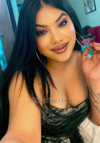 trans girl Soniyaa 0029366 trans girl Soniyaa 0029366