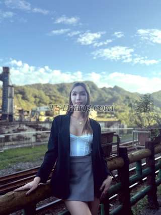 trans girl SophieFabs 1024386 trans girl SophieFabs 1024386