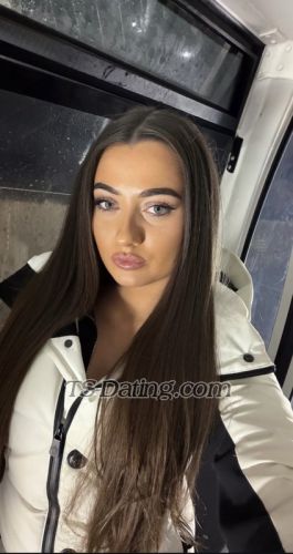 trans girl Stefferwholm 7018082