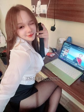 trans girl Sunnyhoo 0455668 trans girl Sunnyhoo 0455668