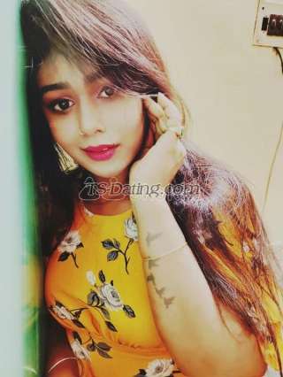 trans girl Suviiroy 3474836