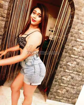 trans girl Suviiroy 9208844