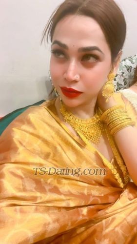 trans girl Sweetrahi 9602276