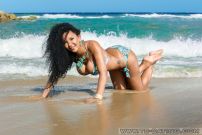 sandra trans Sofia Transex Ciao, sono SANDRA CARVALHO, una bellissima ed esperta TRANS dal BRASILE. La prima volta in Pochi posti a sedere, servizi completi attivi e passivi, pompino, massaggio 69, dominazione se vuoi, baci. Appuntamento 30 minuti prima per favore. Si raccomanda l'igiene... Foto reali al 100%. Innanzitutto, vorrei presentarmi. Sono Sandra Carvalho, attrice porno e modella. Sono appena tornata dalla Spagna, dove ho vissuto qualche anno fa. Mi considero una persona educata, amichevole e molto paziente. Ho una pelle abbronzata e liscia, i miei capelli sono morbidi e sciolti, sono una modella perfetta e naturale, sono alta, snella e ho un corpo sinuoso. Offro massaggi erotici e servizi di dominazione. Sono assolutamente attiva e molto funzionale se necessario, con 23 cm di profondità. Sono comprensiva e ho una personalità estremamente paziente. Tratto tutti i miei clienti con rispetto e mi aspetto lo stesso rispetto da loro. La cosa più importante è che ti senta a casa, così potrai goderti la compagnia di una bellissima trans. Sono disponibile per incontri in un appartamento molto sicuro e discreto o nella privacy della tua casa o del tuo hotel; sono disponibili anche pernottamenti. Tutte le mie foto sono autentiche al 100% e non sono mai state ritoccate digitalmente. Spero di vederti presto (Sono una escort professionista, NON una prostituta. Pertanto, le tariffe richieste o il denaro scambiato per i servizi personali legali per adulti per la modellazione sono semplicemente per il tempo e la compagnia. Qualsiasi altra cosa che può o non può accadere è una questione di scelta personale e preferenze personali tra due o più adulti consenzienti maggiorenni e non è un contratto, né è richiesto di essere contratto in alcun modo. Questa non è un'offerta di, e/o per adescamento o prostituzione. Le tariffe applicate sono solo per il tempo impiegato. Mi riservo il diritto di rifiutare appuntamenti, se lo ritengo necessario. Contattandomi (telefonicamente o via e-mail) accetti TUTTI questi termini e CERTIFICHI di non appartenere ad alcuna agenzia di polizia che utilizzi questo annuncio per intrappolare o arrestare. Contattandomi, accetti il presente contratto. Ho un rappresentante legale e conosco appieno i miei diritti.) Sandra Carvalho