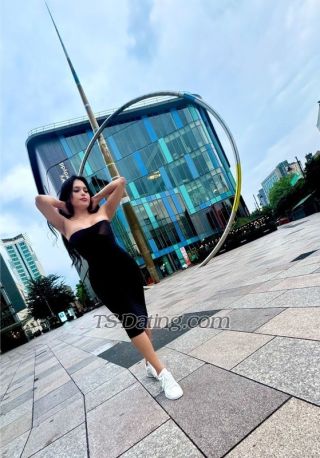 trans girl TSAlemxBrun 8203650