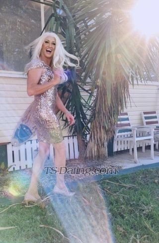 trans girl TSEllaWest 6767540