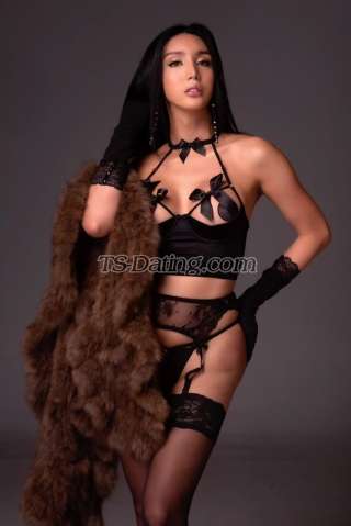 trans girl TSReina 5369600