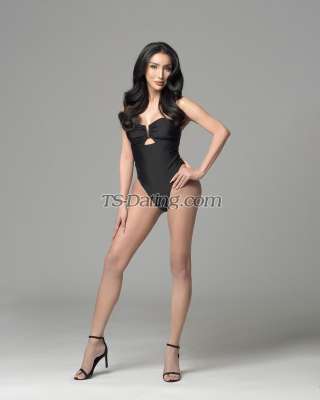 trans girl TSReina 8270372