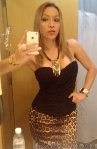 trans girl TSSHARLYN 2335118