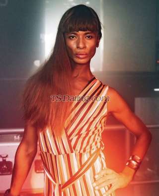 trans girl TVBBSLUT 0405009 trans girl TVBBSLUT 0405009