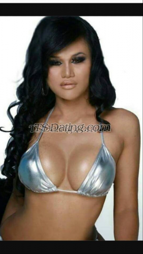 trans girl TYRAGucci 3152857