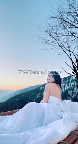 trans girl Taanish 1497973