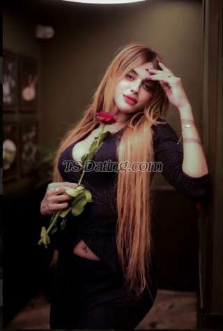 trans girl Taanish 8590189