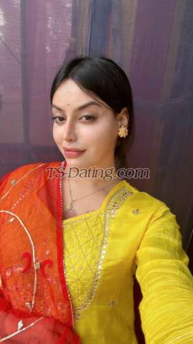 trans girl Taanish 9417989