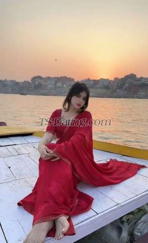 trans girl Taanish 9434988