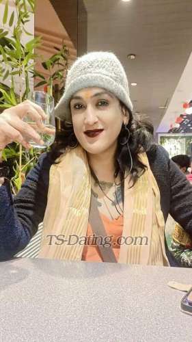 trans girl Tannujaan 2801341