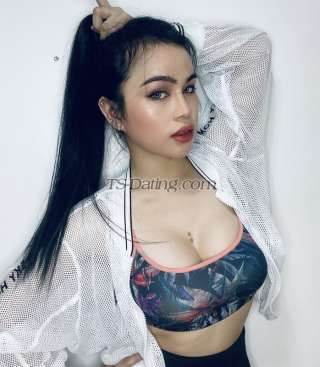 trans girl TastyTiffany 2483360