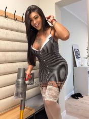 Tiffanydprim Gdansk Transex Je suis une très belle Escorte SHEMALE, 177m, 25 ans,
vraiment féminine, bite dure, haut niveau culturel, voix
féminine et courbes voluptueuses, je suis la femme parfaite
avec ce truc 'spécial' pour vous. Une excellente compagnie
pour les hommes spéciaux à la recherche de beauté, de
description, de charme et de moments de
plaisir.Mes chéris, Pour commencer, je vous
montrerai mes VRAIES photos, faites avec amour et soin pour
vous tous.Si c'est votre première expérience,
j'adore les DÉBUTANTS, je serai passionnée, patiente et
douce. Je serai votre professeur, vous guidant à travers
toutes les nouvelles sensations, seulement possibles avec
une femme comme moi.J'adore pénétrer l'homme,
changer de rôle est une infraction qui me fait me sentir
bien et beaucoup plus dure... Exactement ainsi je continue
à sentir la femme que je suis, cependant avec l'une pouvoir
plus que les autres femmes n'en ont pas... Être une femme
et pouvoir te baiser le cul... me remplit de volonté et
d'imagination ! Tu t'alignes ? J'adore qu'ils sucent et se
fassent baiser par moi, en donnant et en recevant du sexe
verbal, surtout en simultané... hmmmm délicieux ! Vous
pouvez aussi venir manger mon délicieux cul, avec beaucoup
de baisers français et mon sperme pour une satisfaction
totale... J'adore ça.Profitez d'une Shemale
entièrement fonctionnelle, bien dotée et inoubliable.
Lorsque vous avez l'intention de me rencontrer, appelez
toujours à l'avance pour faire une réservation dans le
calendrier pour vous. Je serai totalement préparée pour
notre rencontre afin que nous puissions faire beaucoup de
choses folles et réaliser pleinement vos fantasmes