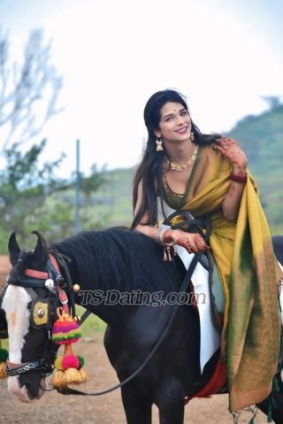 trans girl Tinaa20 7931100 trans girl Tinaa20 7931100