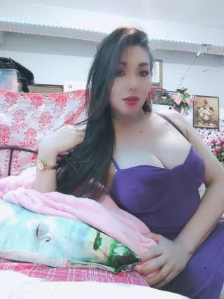 trans girl TopTsJoanne 1449320 trans girl TopTsJoanne 1449320