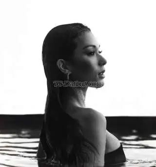 Shemale TransZoeRed 7622109 Shemale TransZoeRed 7622109