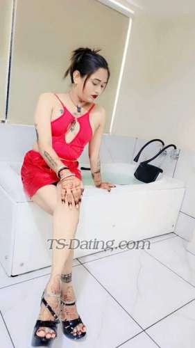 trans girl Trishapatel 0053200