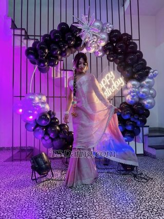 trans girl Trishtiwari 1545314