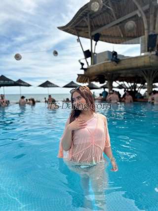 trans girl TsIca 6100473