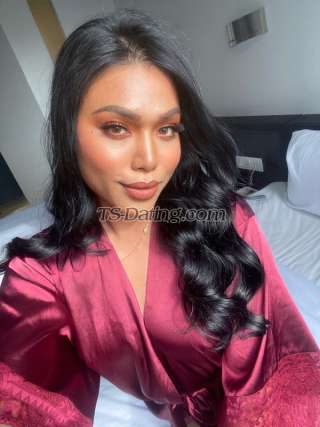 trans girl TsRosiemor 0410100