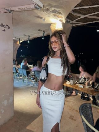 trans girl TsTyraPearl 0284776 trans girl TsTyraPearl 0284776