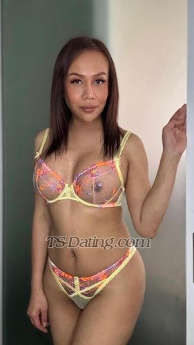 trans girl Tsaerin 1566437