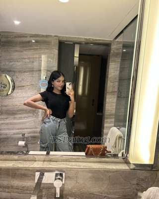 trans girl Tshrieng 2103553 trans girl Tshrieng 2103553