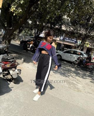 trans girl Tshrieng 6975744