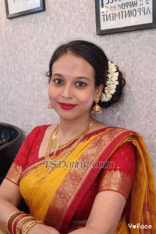 trans girl Tsrai 6795110