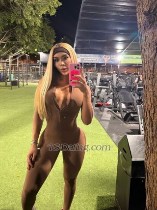 trans girl Tsvaleriahot 8478139