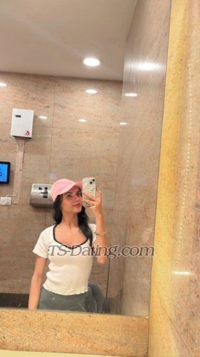 trans girl Urdreamgurl 6803522