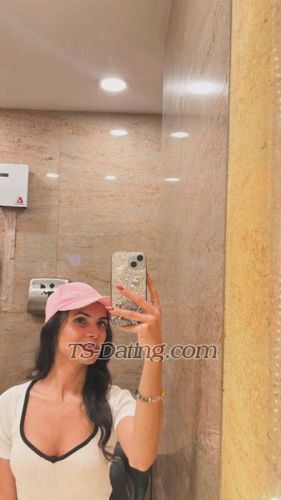 trans girl Urdreamgurl 6803559