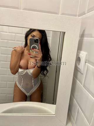 trans girl VALEXOXO 8236751 trans girl VALEXOXO 8236751