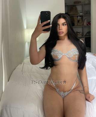 trans girl VaNuevaHer 9068549