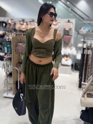 trans girl Vaani21 1306483 trans girl Vaani21 1306483