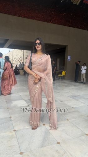 trans girl Vaani21 8512857 trans girl Vaani21 8512857