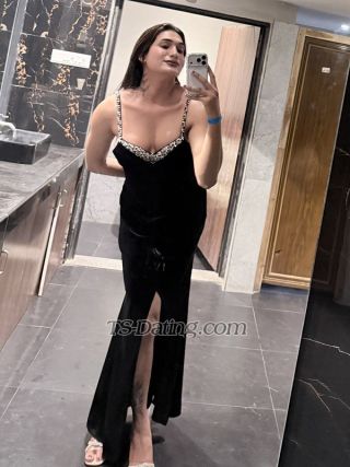 trans girl Vaani21 9071564 trans girl Vaani21 9071564