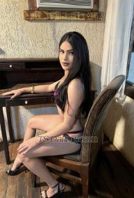 Valenbianchh Berlin Transex Soy una trans brasilera explosiva, con un encanto
irresistible y muchas ganas de que vivamos juntos momentos
intensos, únicos y llenos de buena vibra.  Adoro una buena
conversación, conectar con química real y sobre todo,
hacerte sentir cómodo y especial a mi lado.   Si estás
buscando a una auténtica chica trans que combine
sensualidad, elegancia y cercanía… soy exactamente lo que
necesitas.  Valoro el respeto, la generosidad y las
experiencias que se quedan grabadas en la memoria.   Puedo
ser tu acompañante ideal para cenas, viajes, eventos
especiales o simplemente… para disfrutar de nosotros sin
prisa.  ¿Nos animamos a vivir algo inolvidable?   Te espero
con muchas ganas. 😘