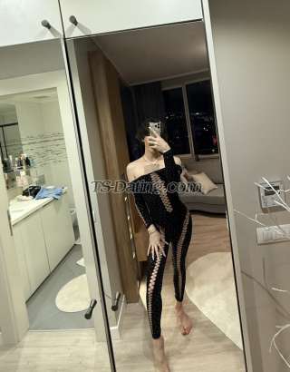 trans girl Valentinis 8300058 trans girl Valentinis 8300058