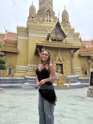 trans girl Valerohlala 5951794 trans girl Valerohlala 5951794