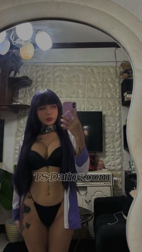 trans girl VersaQueen 9332422