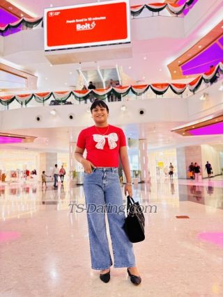 trans girl VerstileMahi 8769415 trans girl VerstileMahi 8769415