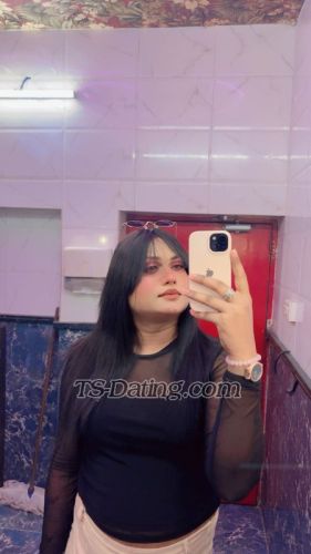 trans girl VerstileMahi 9100400