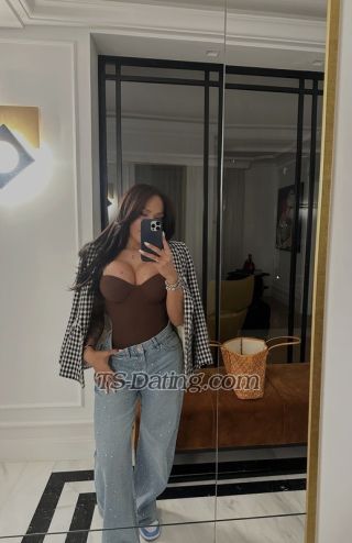 trans girl VickyPrado 0103205