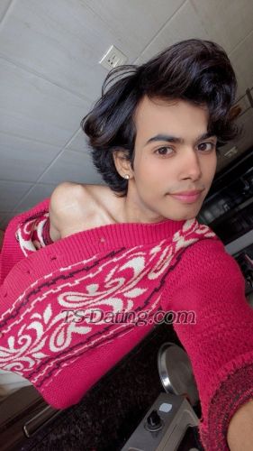 trans girl Vidhya008 1741386